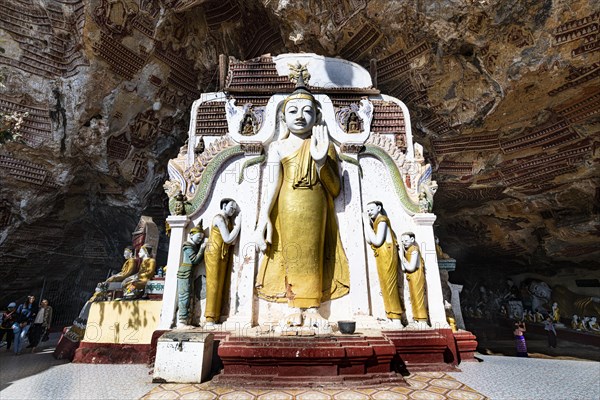 Cave filled with buddhas