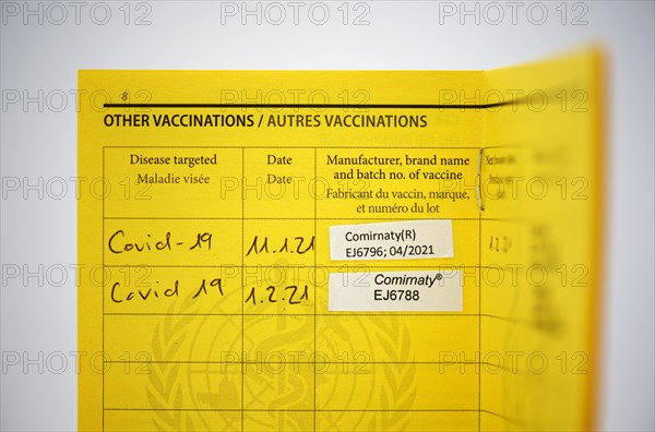 2 Covid vaccinations with vaccine Comirnaty registered in a vaccination card