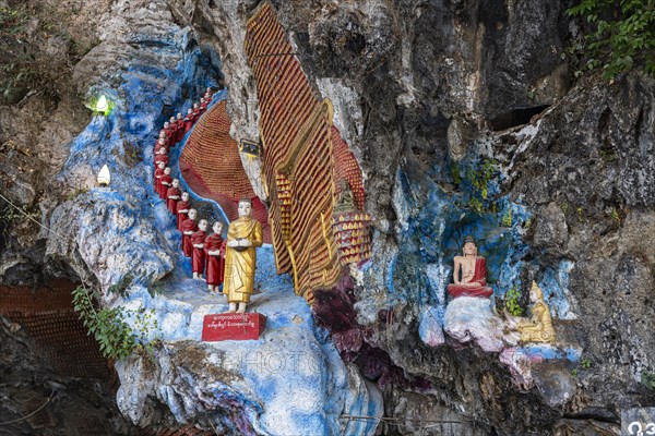 Many buddhas in the Kaw Ka Thawng cave