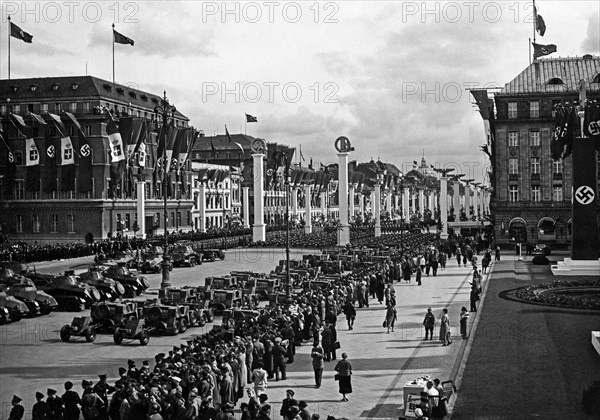 Visit of Benito Mussolini