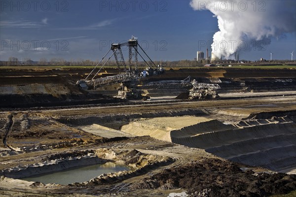 Inden opencast mine with Weisweiler power plant