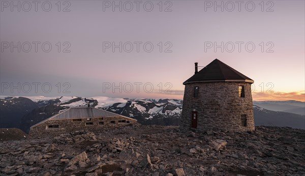 Mountain hut Kloumanstarnet