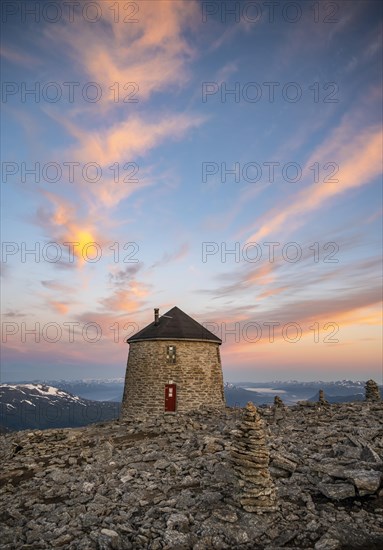 Mountain hut Kloumanstarnet