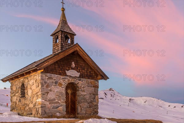 Wolkenstein Chapel in the evening light