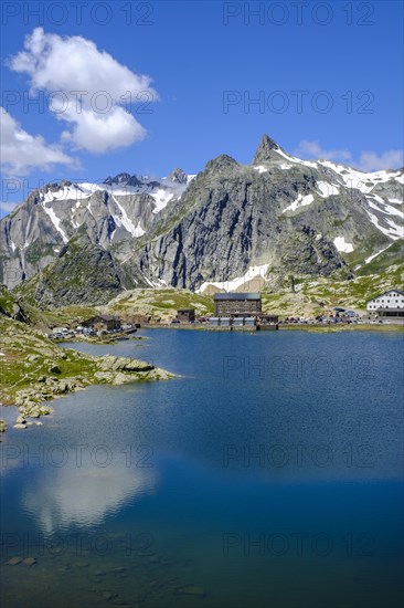 Lago del Gran San Bernardo