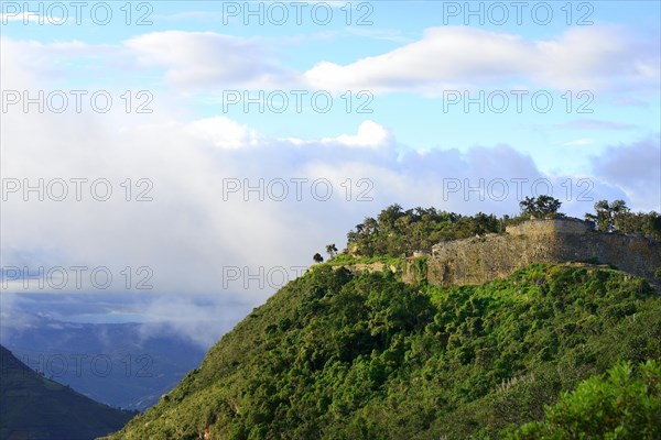 Fortress wall of the ruined city of the Chachapoya culture