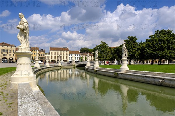 Statues at Prato della Valle