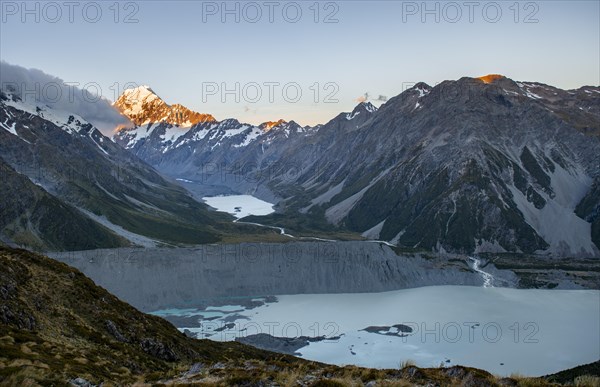 Mount Cook at sunset