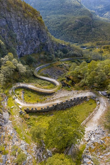 Old road Vindhellavegen