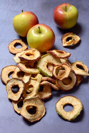 Dried apple rings and apples