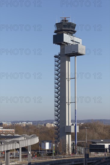 Air traffic control tower