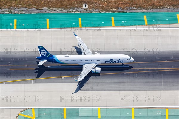 An Airbus A321neo aircraft of Alaska Airlines with registration number N924VA at Los Angeles Airport