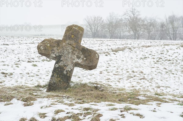 Atonement cross