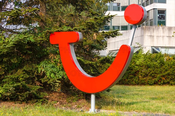 TUI Logo Sign Symbol Headquarters Headquarters Hanover