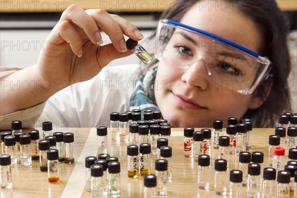 Scientist with sample tubes in the laboratory at the Institute of Pharmaceutical Biology and Biotechnology