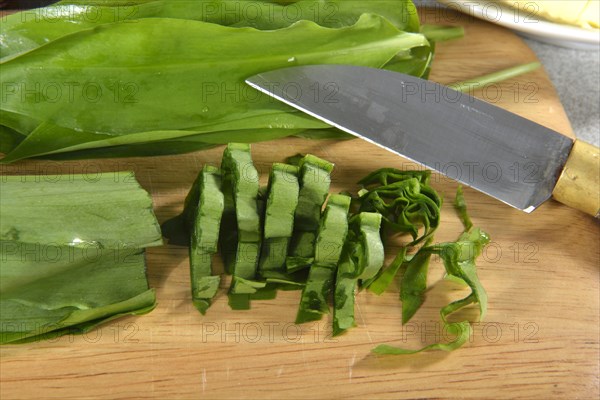 Production wild garlic butter