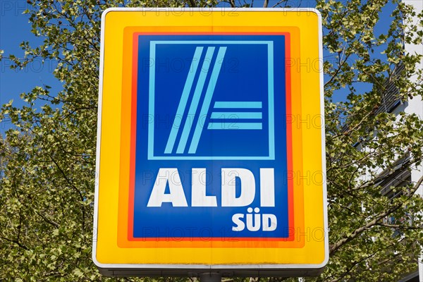 Aldi Sued logo symbol sign supermarket store discount store