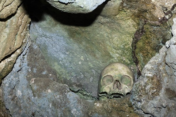 Ancient skulls in the Rock Islands near Malwawa