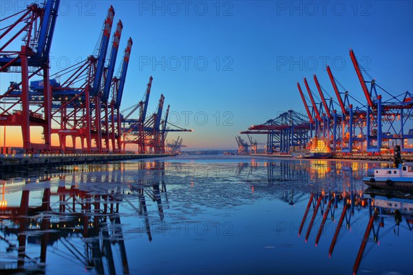 Container terminals Hamburg-Waltershof