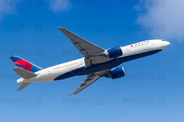 A Boeing 777-200LR aircraft of Delta Air Lines with registration number N709DN at Frankfurt Airport