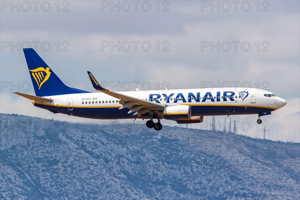 A Ryanair Boeing 737-800 with the registration EI-EFE at Athens airport