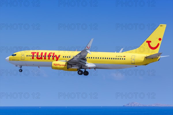 A TUIfly Boeing 737-800 with registration number D-ATUA at Heraklion Airport