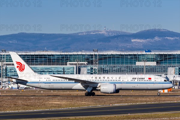 A Boeing 787-9 Dreamliner aircraft of Air China with registration number B-7832 at Frankfurt Airport