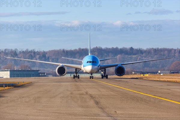 A TUI Boeing 787-9 Dreamliner aircraft with registration G-TUIK at Stuttgart Airport