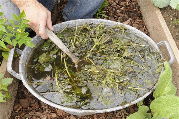 Man produces herbal muck