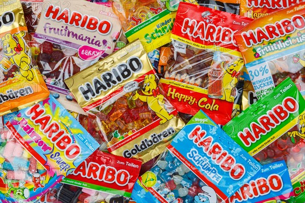 Haribo gummy bears different varieties wallpaper