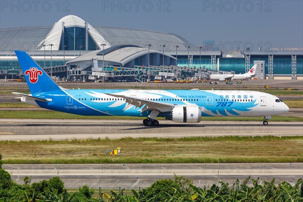China Southern Airlines Boeing 787-9 Dreamliner aircraft with registration number B-1167 at Guangzhou Airport