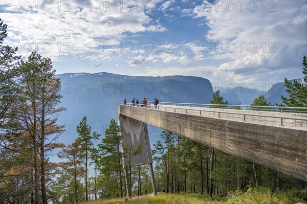 Visitors on viewing platform Stegastein