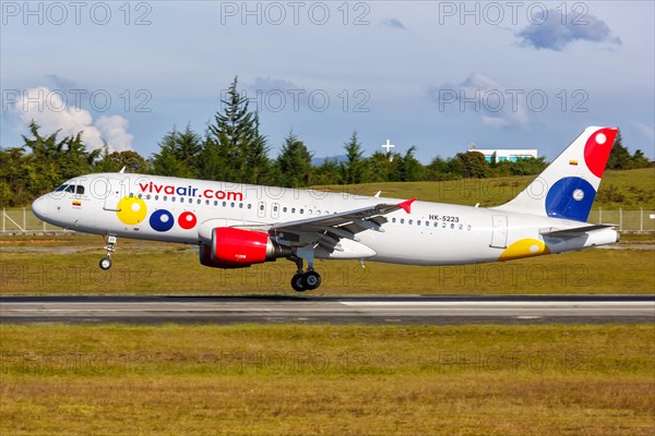 A Vivaair Airbus A320 aircraft with registration HK-5223 at Medellin Rionegro Airport