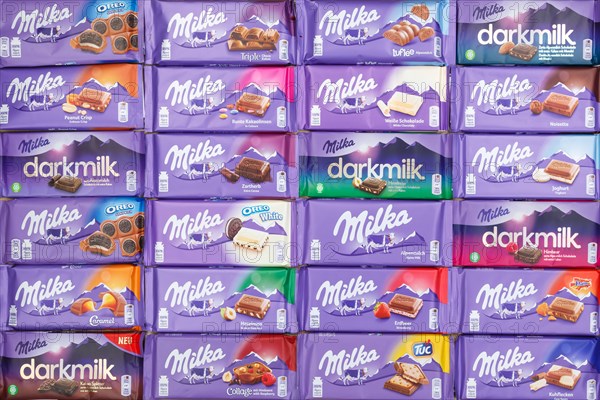 Milka chocolates different varieties wallpaper