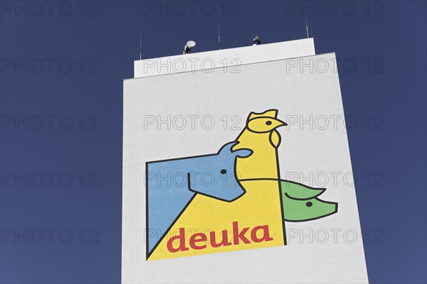 Logo Deuka animal feed at a silo