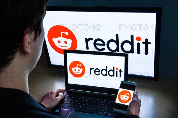 Logo Reddit