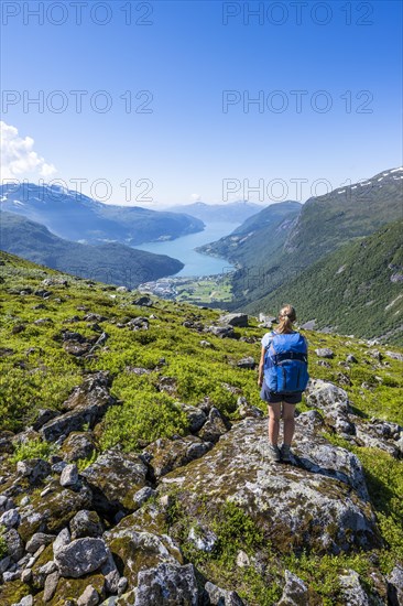 Hiker on the trail to Skala mountain