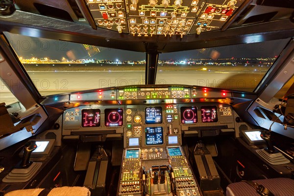 Cockpit of a Germanwings Airbus A319 with the registration D-AKNK at Stuttgart Airport