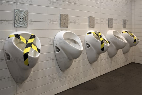 Urinal