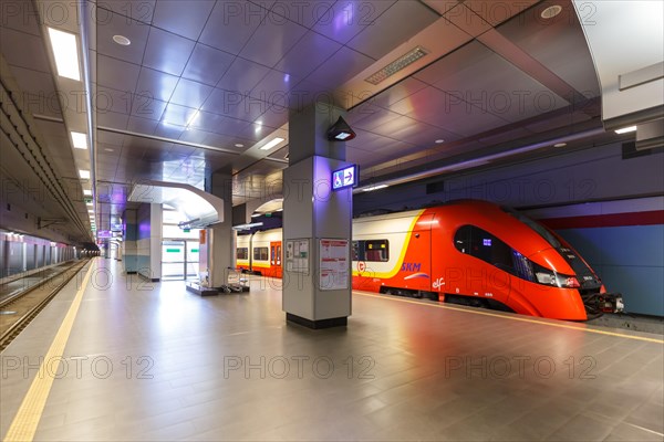 SKM regional train in Warsaw Airport station