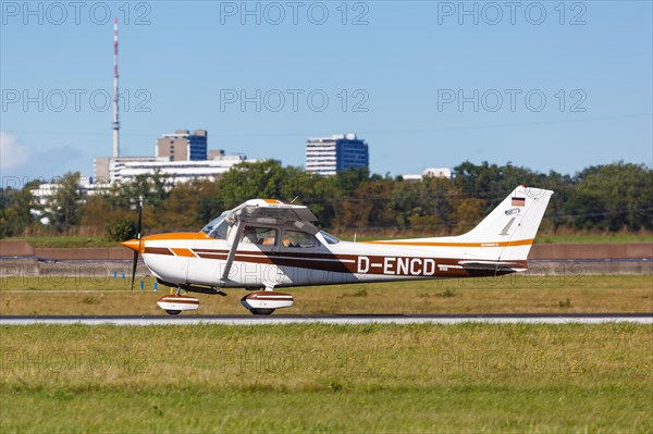 A Reims-Cessna F172N Skyhawk II aircraft with registration D-ENCD at Stuttgart Airport