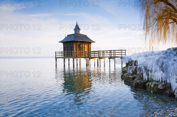 Iced bathhouse