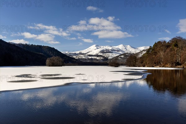 Lake Chambon in winter