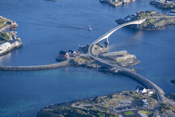 Bridges connecting numerous small rocky islands