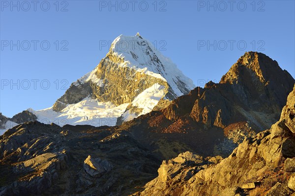 Summit of Nevado Chacraraju in morning sun