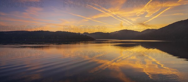 Sunrise at the Hohenwarte dam