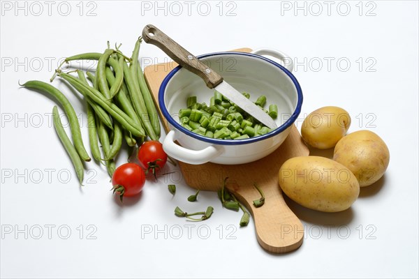 Crushed beans in shell