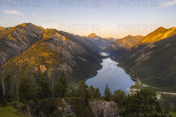 View from the summit of Schoenjoechl