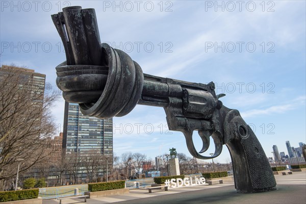 Non-Violence Sculpture