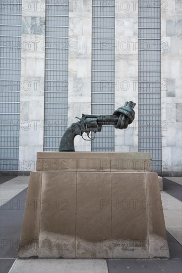 Non-Violence Sculpture